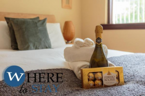 Lovely apartment by the Hillwood Park-Free Parking